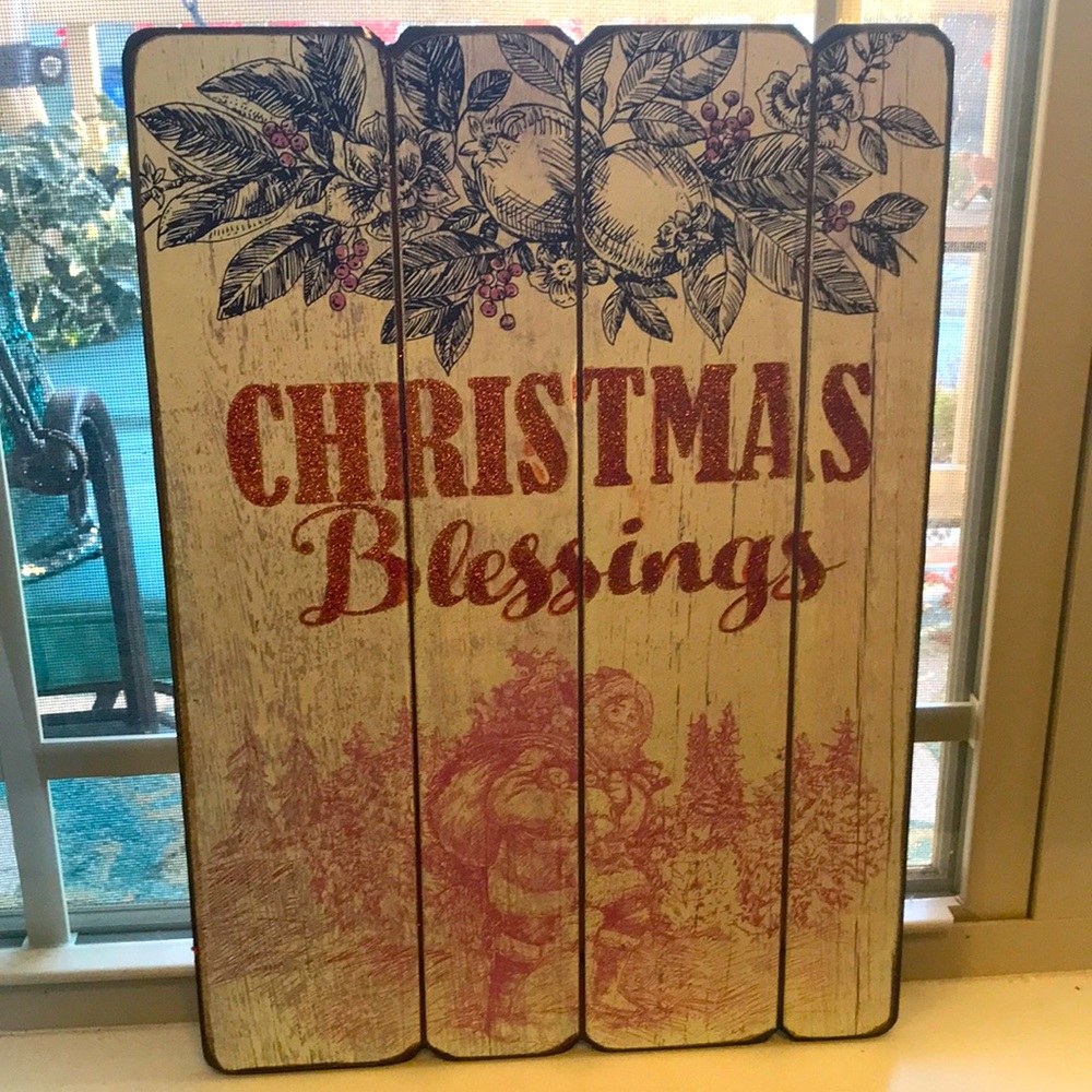 CHRISTMAS “Fence like” hanging says”CHRISTMAS BLESSINGS”. Has A hanger on back🎄